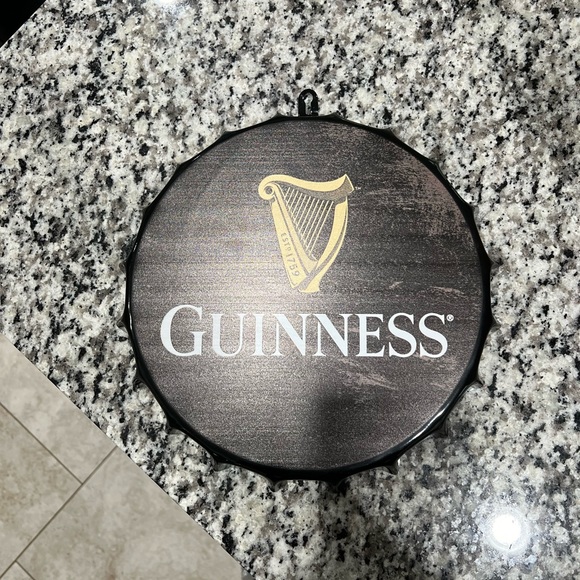 GUINNESS Black Harp Bottle Cap sign for Wall. (mount not included) NWT - Picture 2 of 2
